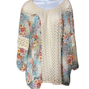 Cal Style size XL Floral Blouse with Crochet Trim